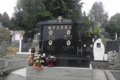 spomenici-kapiteli-02